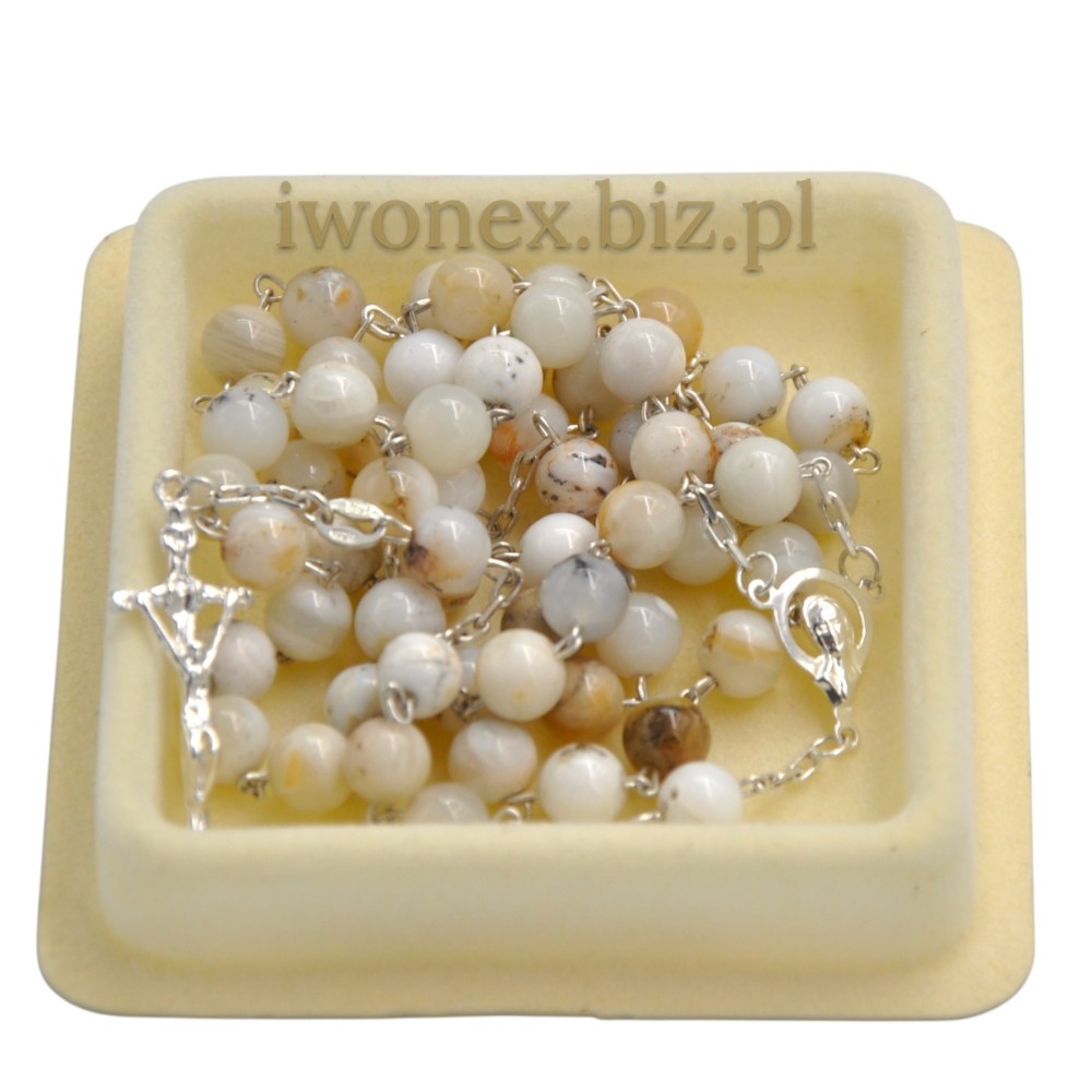 Różaniec opal biały na srebrze – duchowość w szlachetnej formie