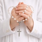 Różańce komunijne w etui na Pierwszą Komunię Świętą